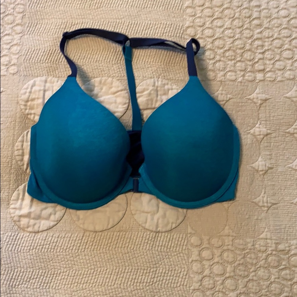 Victoria’s Secret bra.